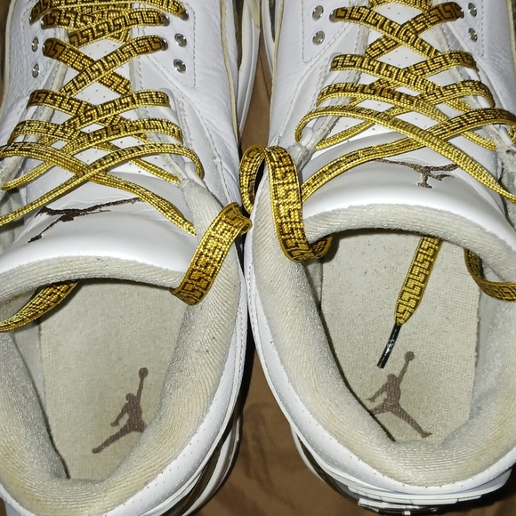 Air Jordan 3 Retro shoes - Picture 4 of 9